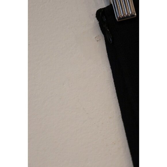 St. John Collection Women's Size US8 Medium Black Pencil Skirt Front Slit Mini - Picture 5 of 7